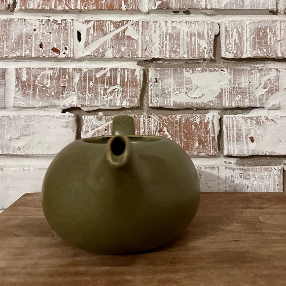 Forlife Teapot Pottery Teapot Dark Sage W Pour & Handle Pot Only Replacement - Picture 3 of 7